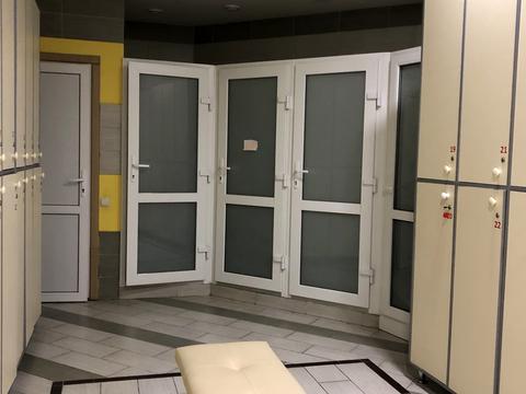 коммерческая по адресу вул. Мрії, 3б