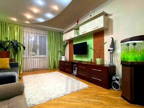 квартира за адресою Рональда Рейгана вул., 10