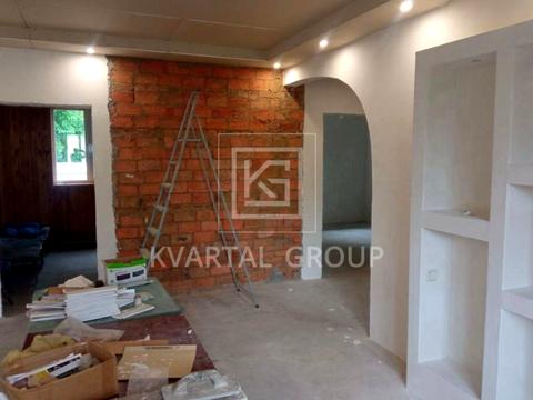 будинок за адресою Шкільна вул., 1