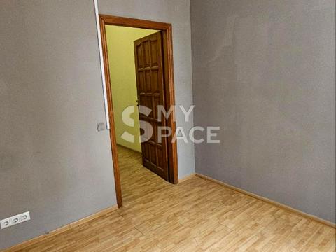 коммерческая по адресу Евгения Коновальца ул. (Щорса), 31