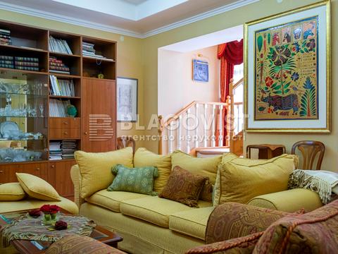 квартира за адресою Софіївська вул., 25