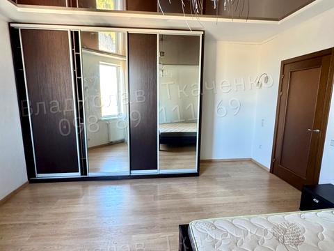 квартира за адресою Дмитра Чижевського вул. (Петра Чаадаєва), 2