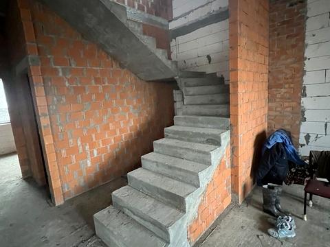будинок за адресою Св.Єлизавети