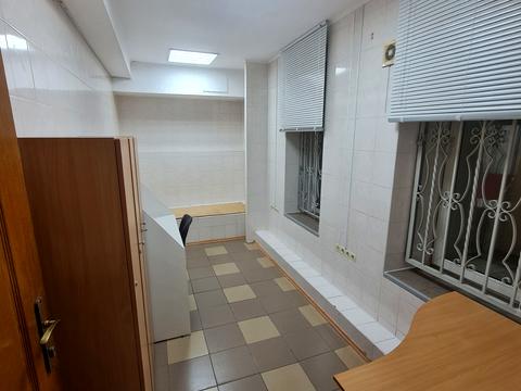 комерційна за адресою Панаса Мирного вул., 9-Б