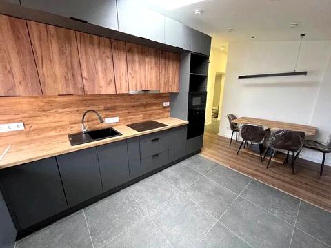 квартира за адресою Галицька вул., 203