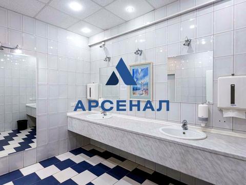 комерційна за адресою Складська вул., 6