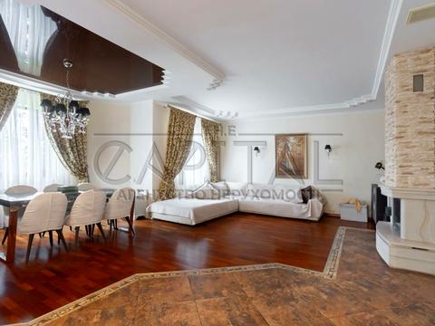 дом по адресу  ул.