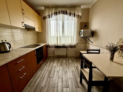 квартира за адресою Петропавлівська пл., 40