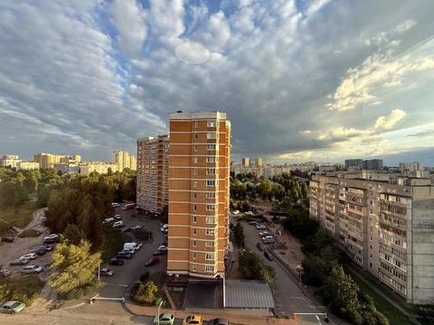 квартира за адресою Машинобудівників вул., 27