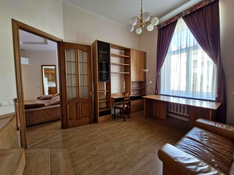 квартира за адресою Євгена Чикаленка вул. (Пушкінська), 7