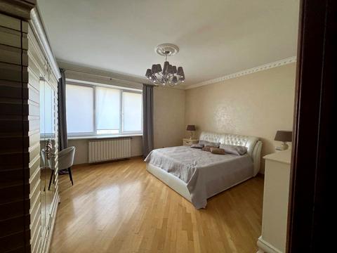 квартира за адресою Володимира Івасюка просп. (Героїв Сталінграду), 8