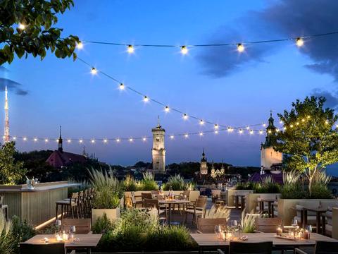 коммерческая по адресу Дорошенка, 2