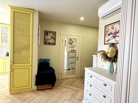 квартира за адресою Єсеніна, 34