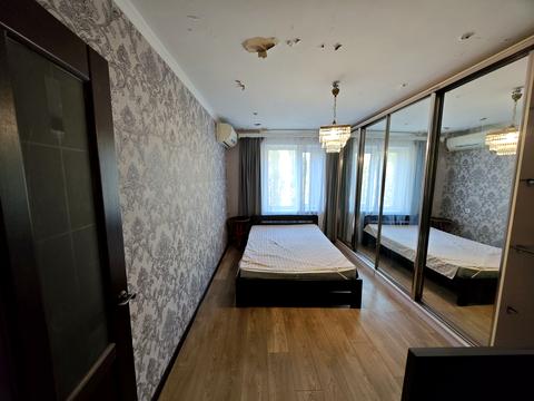 квартира за адресою Академіка Корольова вул., 68
