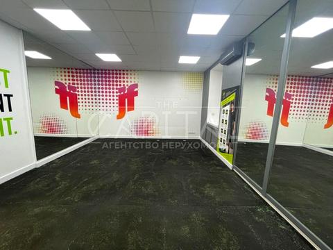 коммерческая по адресу Жилянская ул., 7