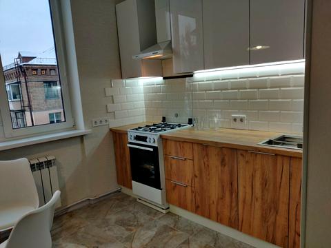 квартира за адресою Івана Світличного вул. (Петровського), 10