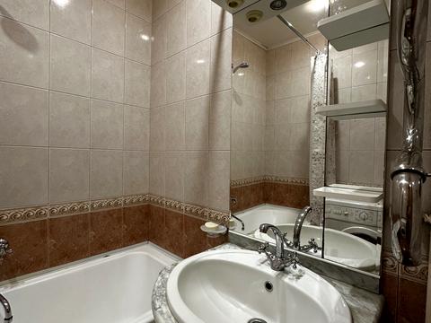 квартира за адресою Рональда Рейгана вул., 4-А