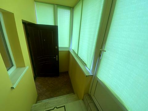 комерційна за адресою Волошкова вул., 30