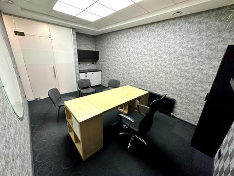 коммерческая по адресу Евгения Коновальца ул. (Щорса), 32-Б