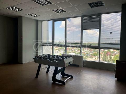 комерційна за адресою Харківське шосе, 201-203