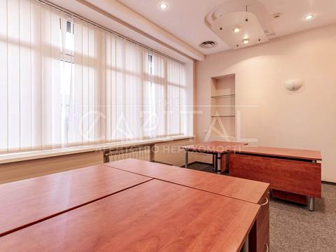 комерційна за адресою Старонаводницька вул., 13