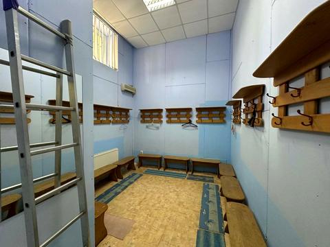 комерційна за адресою Сергія Подолинського вул. (Благоєва), 31г