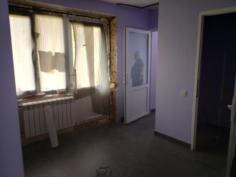 комерційна за адресою Соборності просп., 27