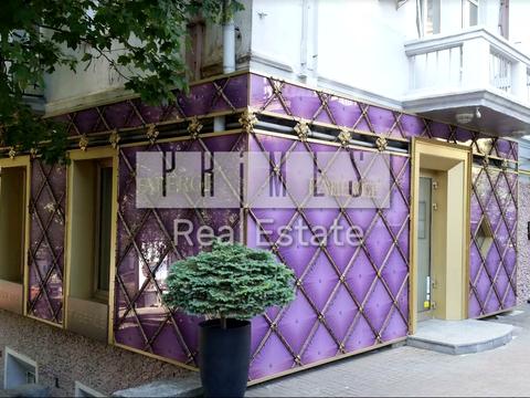 комерційна за адресою Архітектора Городецького вул., 17/1