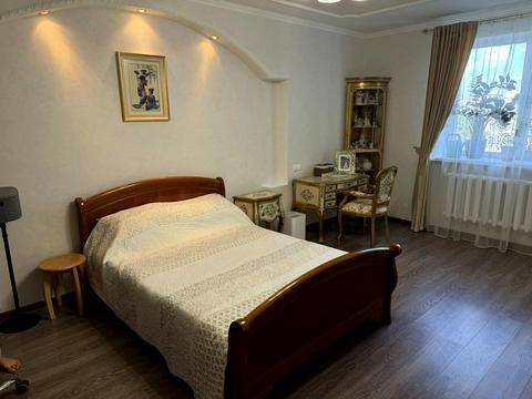 квартира за адресою Володимира Антоновича вул. (Свердлова), 26