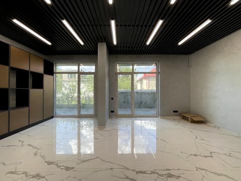 коммерческая по адресу Вячеслава Черновола ул., 10