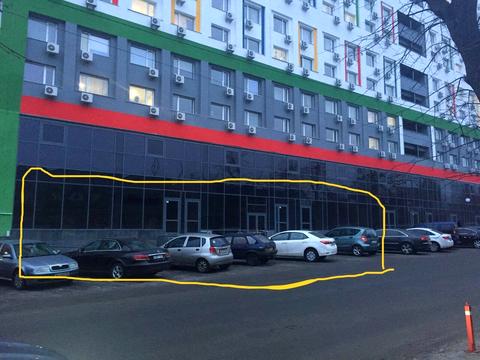 комерційна за адресою Машинобудівна вул., 41
