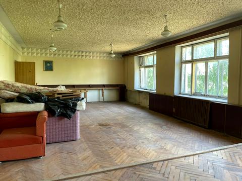 комерційна за адресою вул. Центральна, 303
