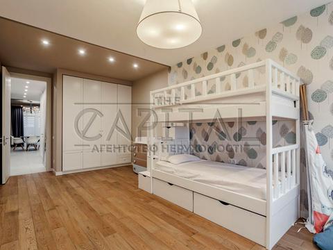 квартира за адресою Київ, Казарменна вул. (Григорія Андрющенка), 6б