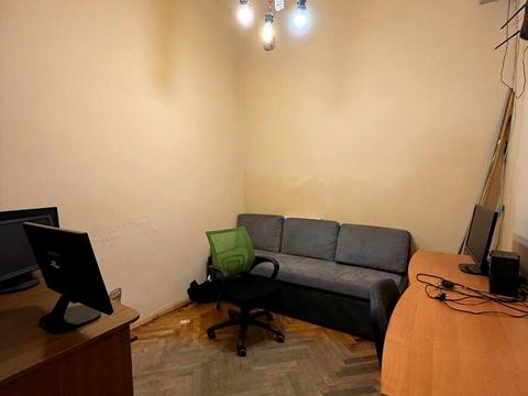 квартира за адресою Дорошенка вул., 13