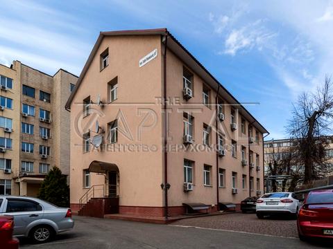 комерційна за адресою Дегтярівська вул., 45