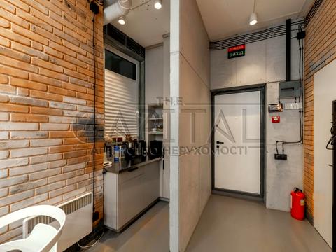 комерційна за адресою Старонаводницька вул., 6