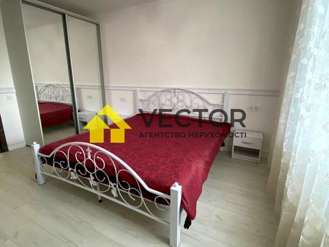квартира за адресою Сергія Параджанова вул., 9