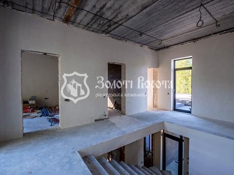 будинок за адресою Світанкова, 1