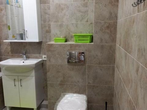 квартира за адресою Академіка Амосова вул., 12