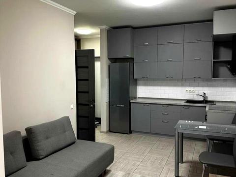 квартира за адресою Зарічна вул., 4