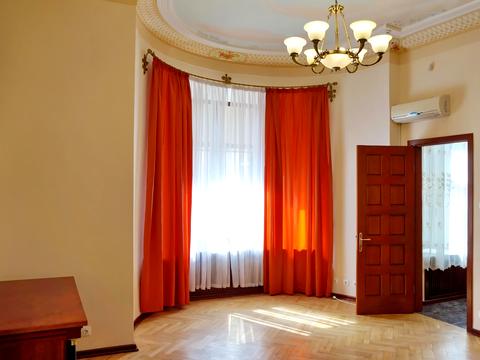 квартира за адресою Костельна вул., 8