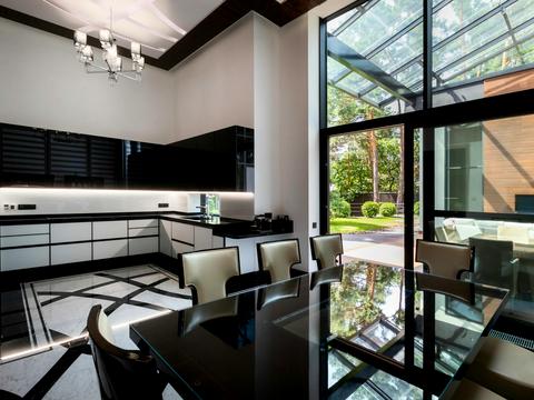 будинок за адресою соловьяненко, 5