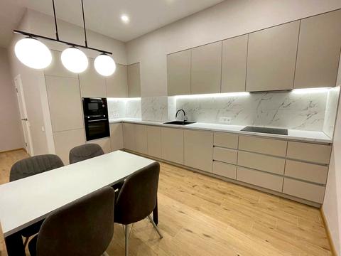 квартира за адресою Кулишівська вул. (Сергія Лазо), 24