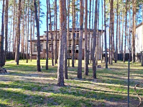 будинок за адресою Жовтнева