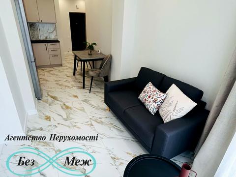 квартира за адресою Яблунева вул., (вул. Радісна, 4)