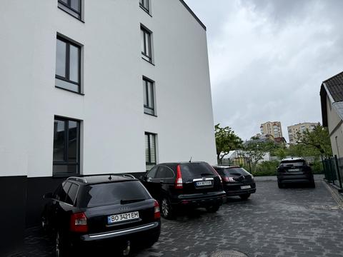 квартира за адресою Петриківська вул., 6