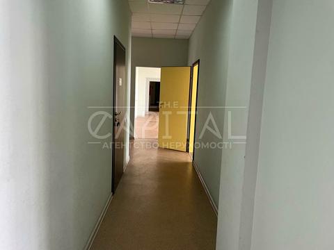 комерційна за адресою Харківське шосе, 201-203