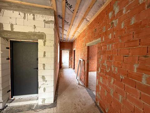 будинок за адресою успішна