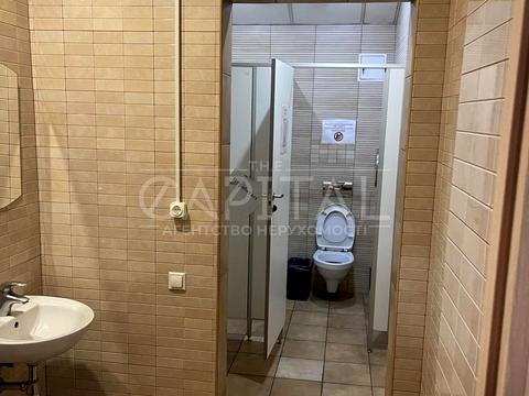 коммерческая по адресу Берестейский пер. (Брест-Литовский), 31