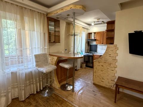 квартира за адресою Тростянецька вул., 8-В